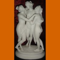 Скульптура "Три грации"